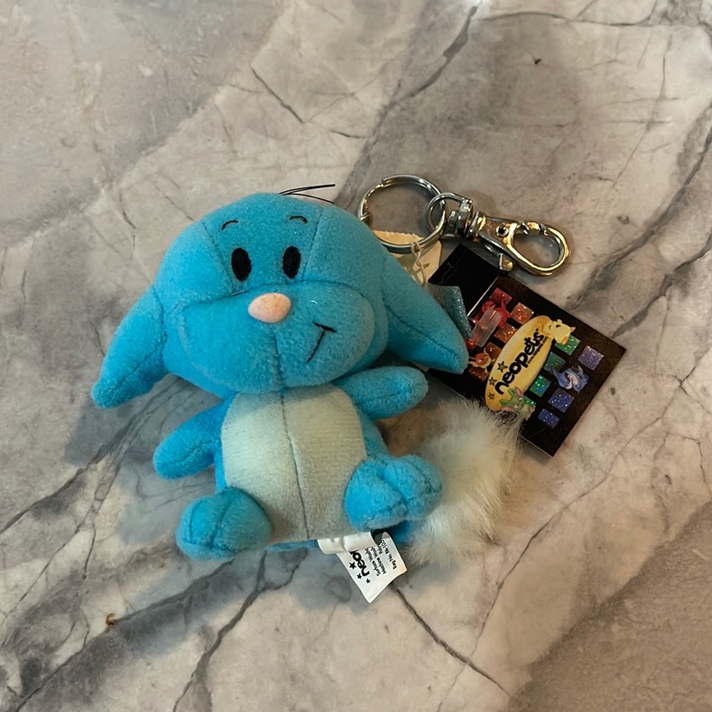 Nwt Neopets Kacheek keychain 3”